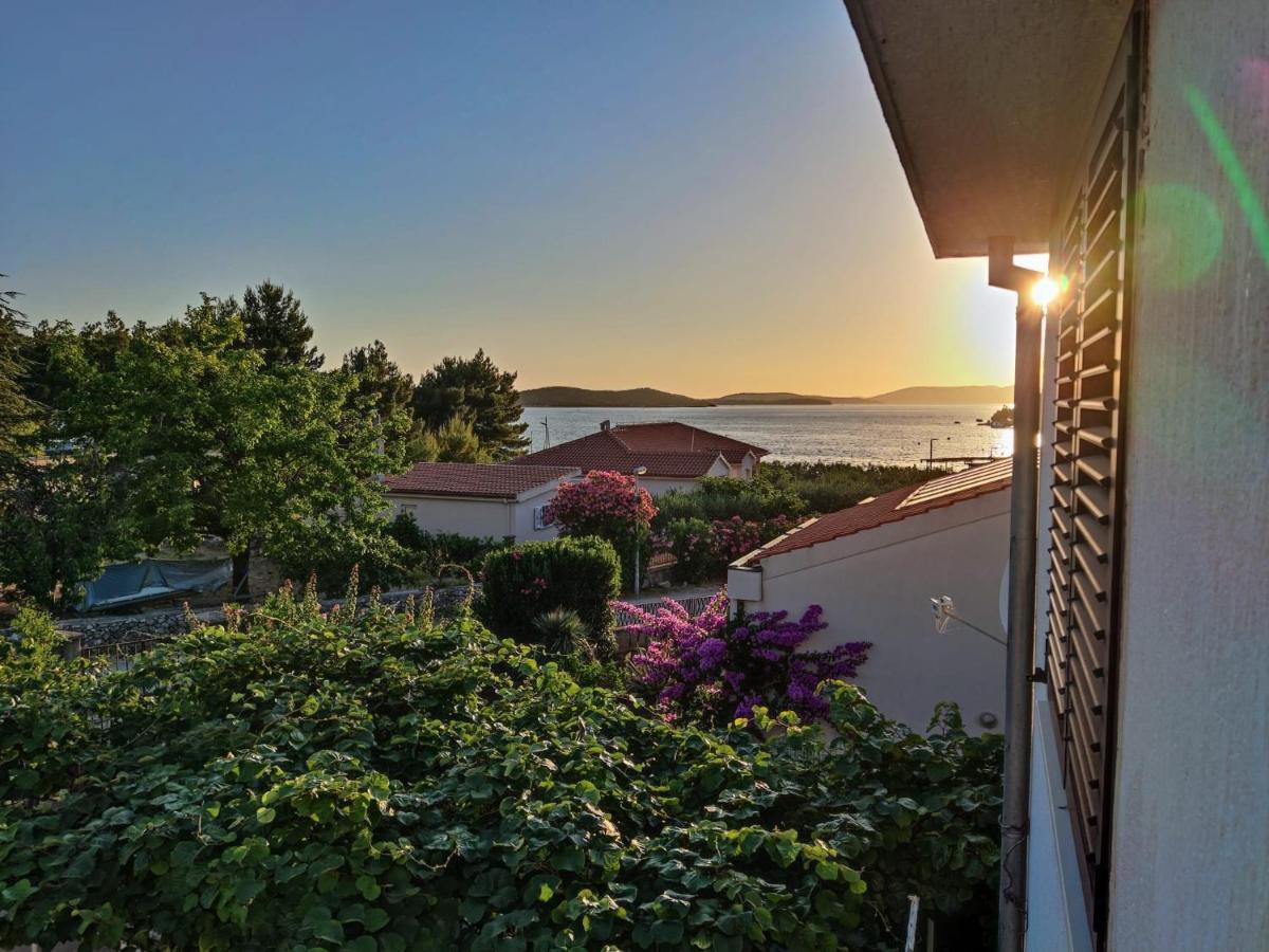 Fun&Sun Appartement Zaboric Buitenkant foto